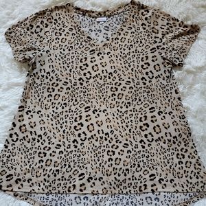 LuLaRoe Christy V neck tee